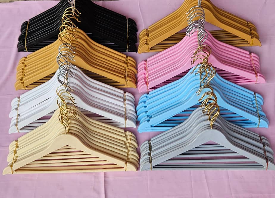 Gold Premium Hangers